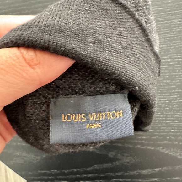 Louis Vuitton Men’s Beanie – One Size, Grey - Picture 2 of 3